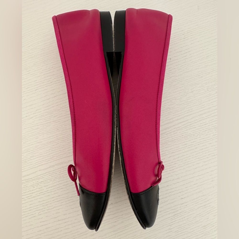 Chanel Hot Pink & Black Leather CC Bow Ballet Flats Size 40.5 Authentic Shoes - Picture 4 of 9